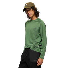 Merrell-Men - Tech Long Sleeve Tee - Long Sleeves